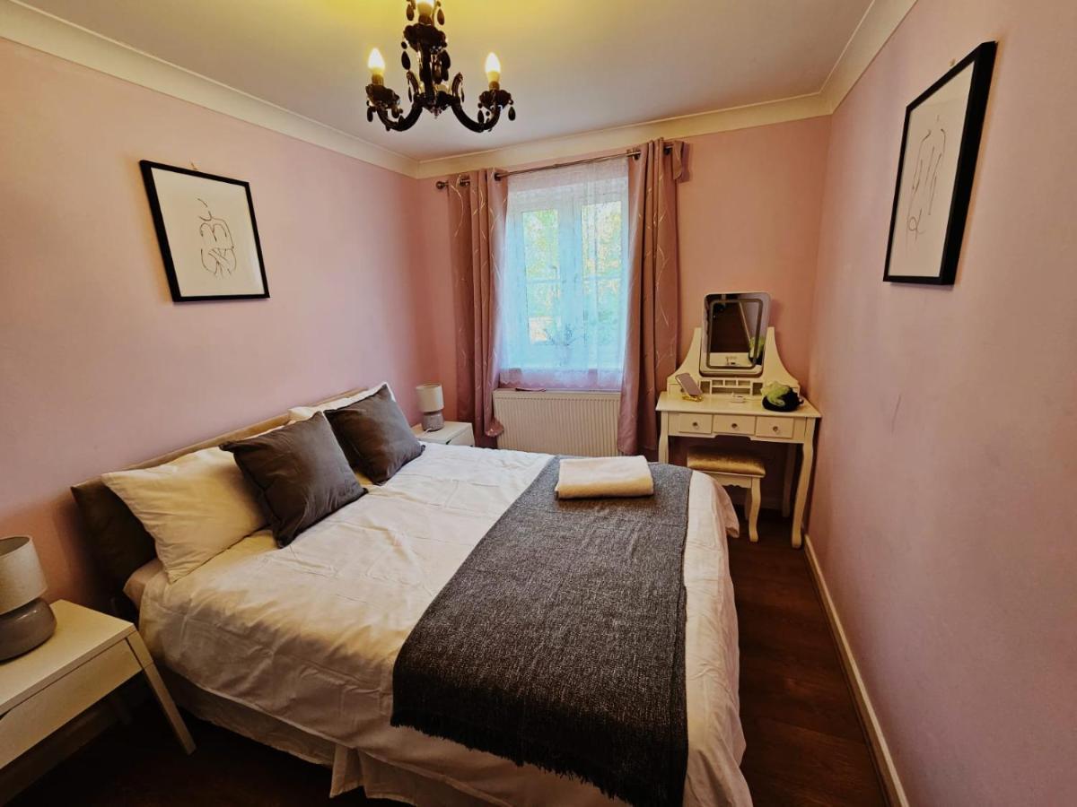 Lovely Flat Close To Shepherd'S Bush Apartment London Exterior photo